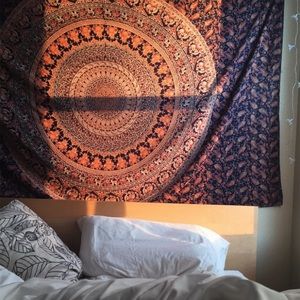 WALL TAPESTRY